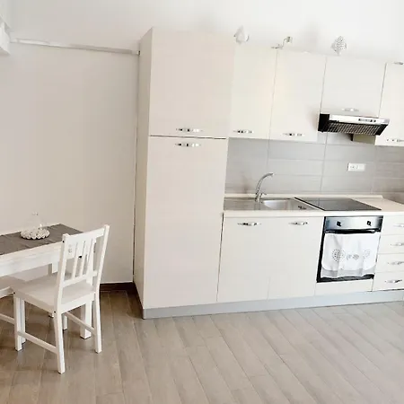 Donna Anna Polignano a Mare