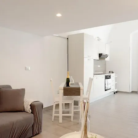 Donna Anna * Polignano a Mare