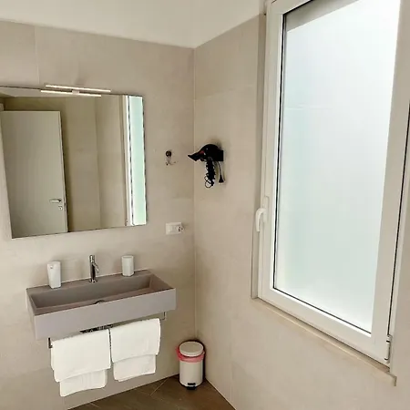 Donna Anna Polignano a Mare